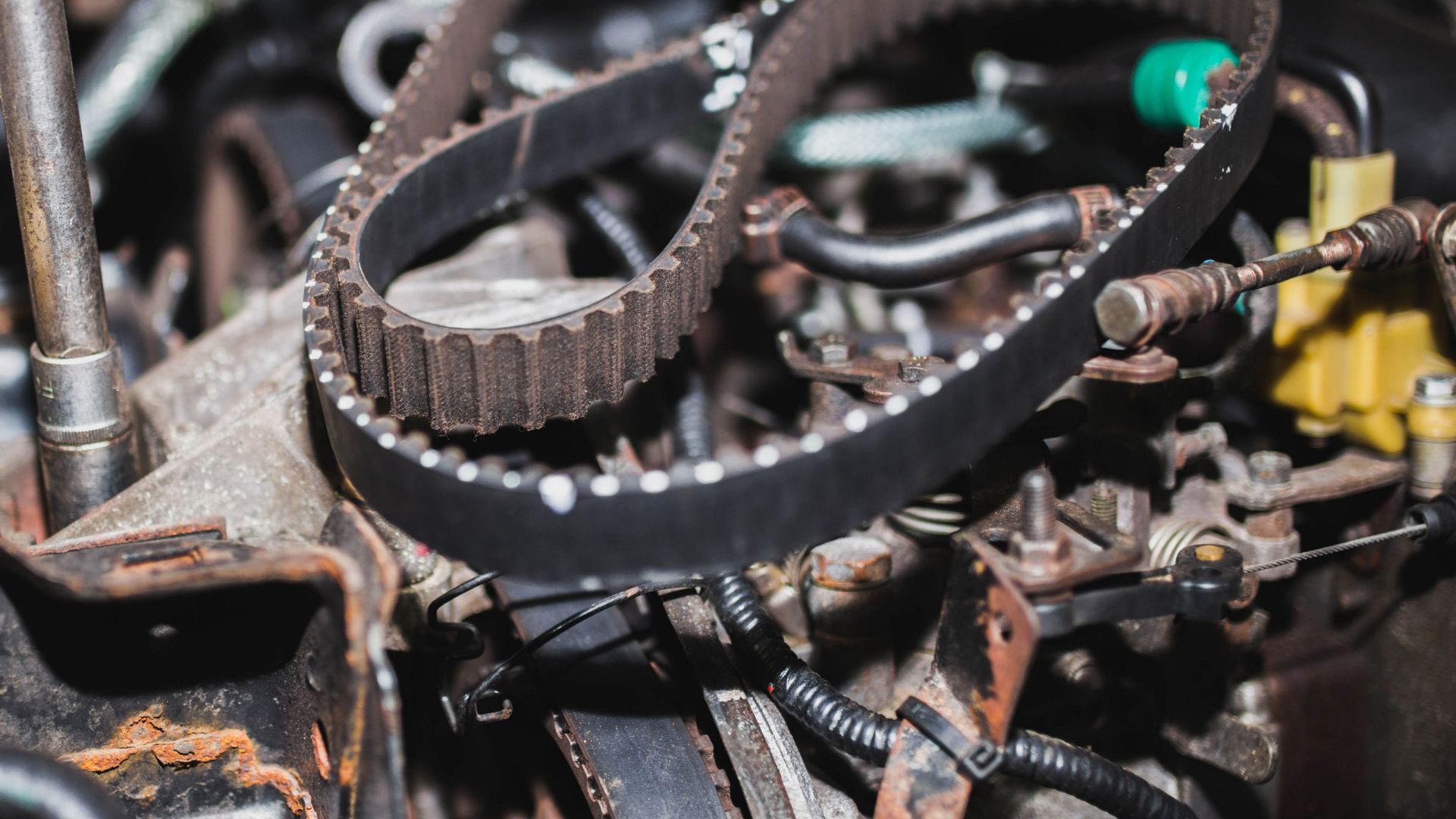 A close up view of the gears of a vehicle